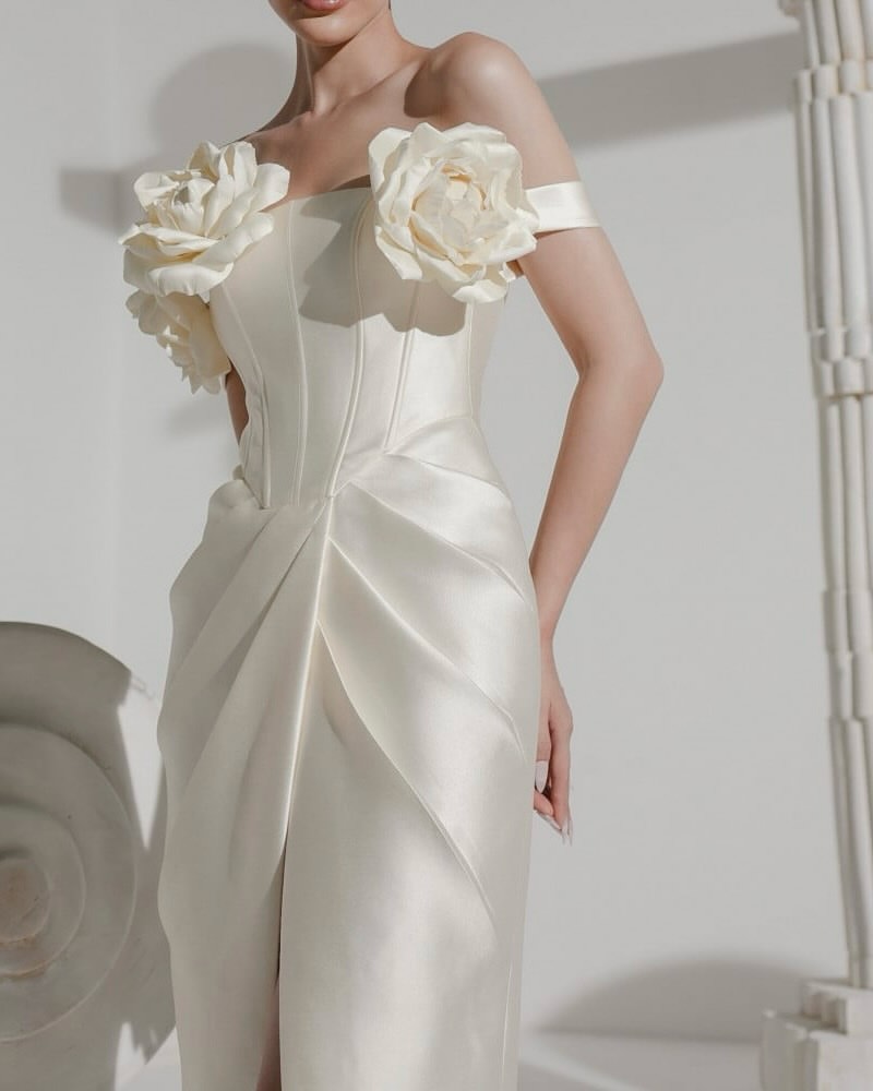 Abito da sera di lusso Sharon  - Elegant Satin Evening Gown Split recensione e prezzo